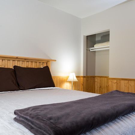 Middle Brook Cottages & Chalets Glenburnie Quarto foto