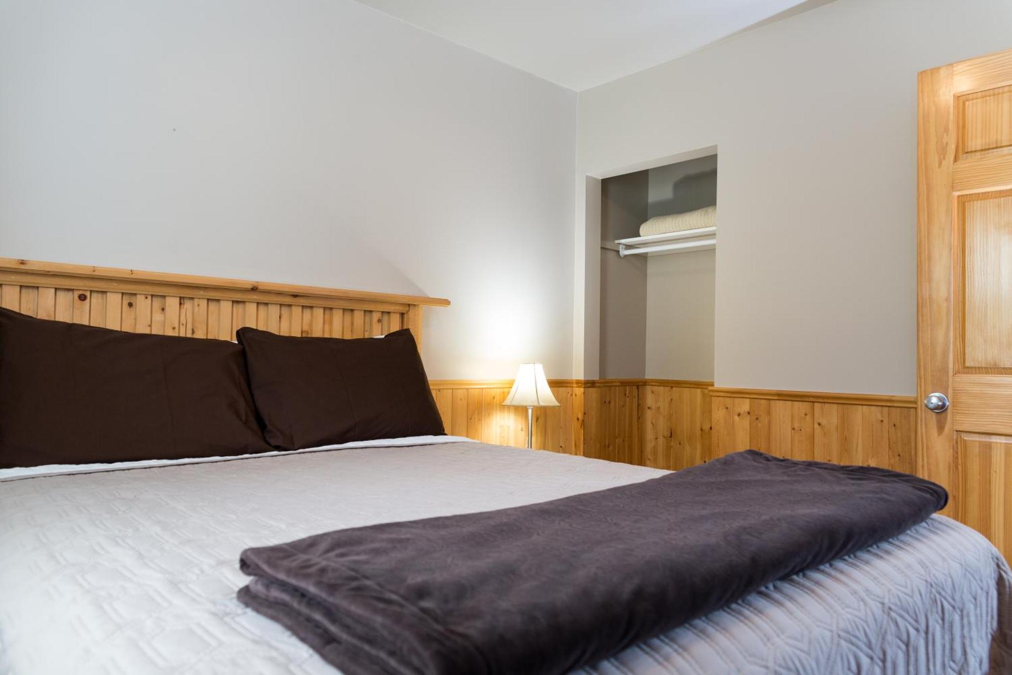 Middle Brook Cottages & Chalets Glenburnie Quarto foto