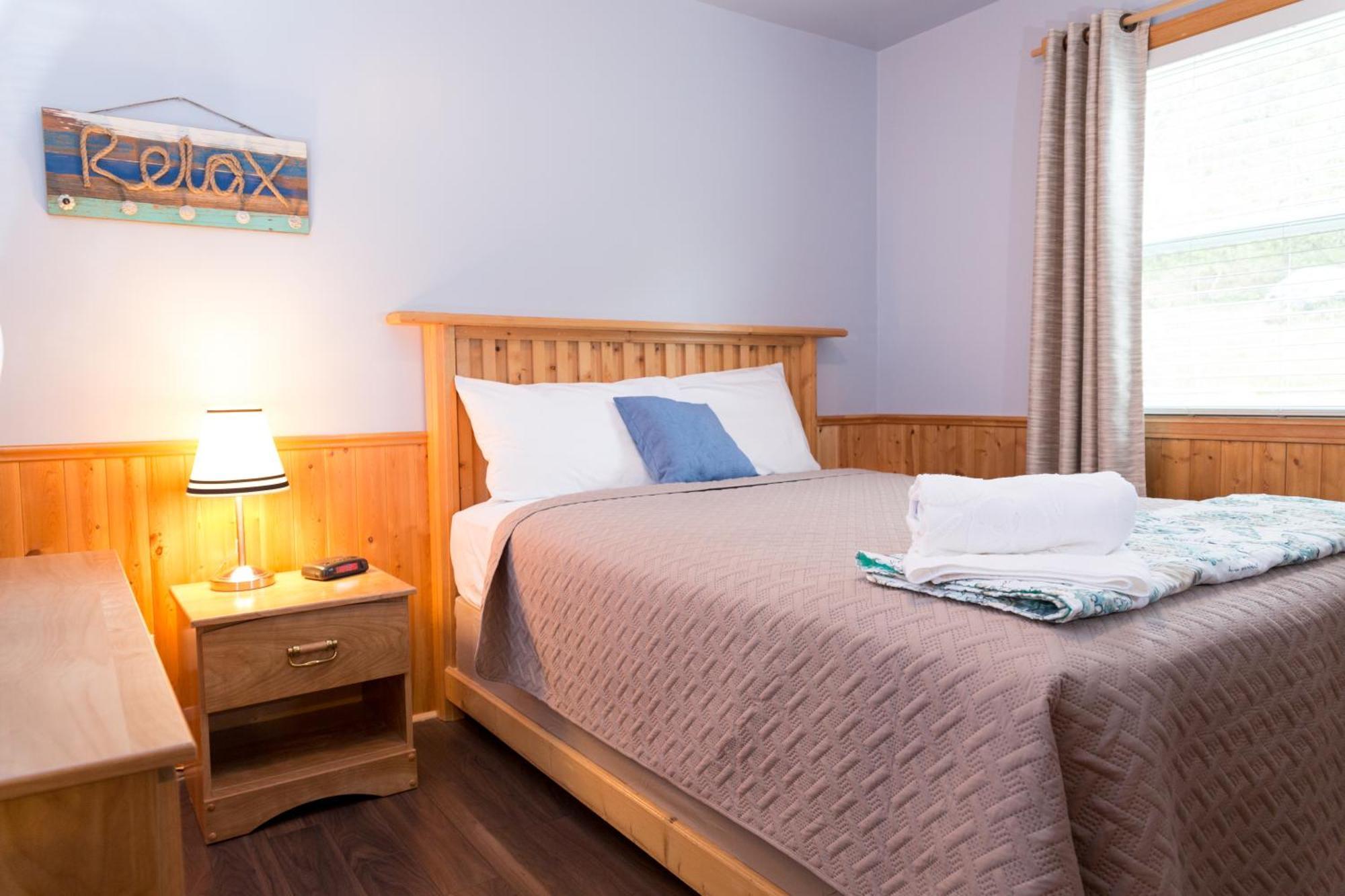 Middle Brook Cottages & Chalets Glenburnie Quarto foto