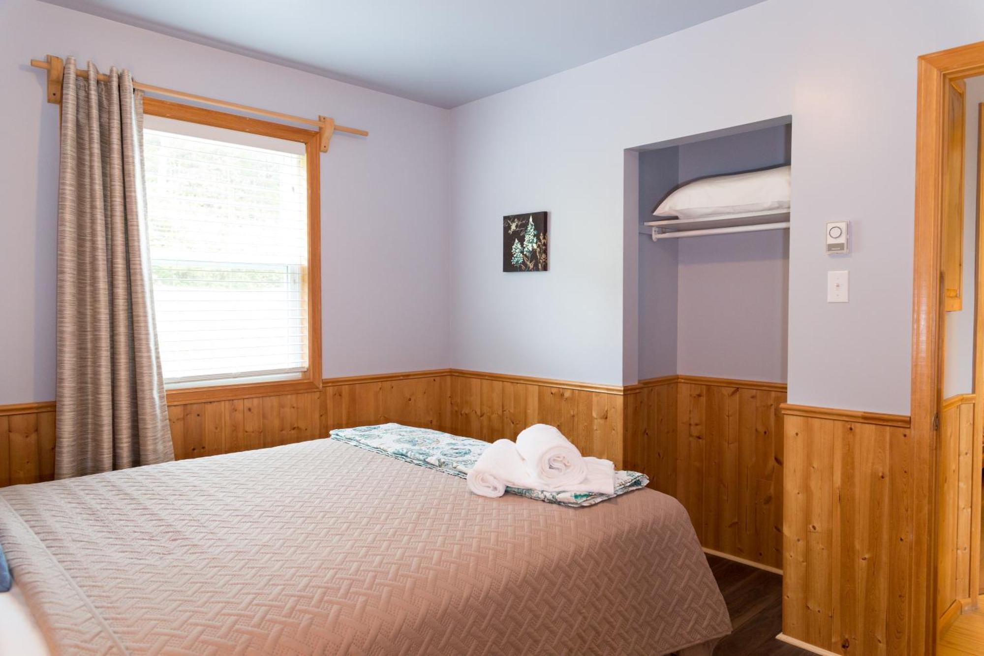 Middle Brook Cottages & Chalets Glenburnie Quarto foto